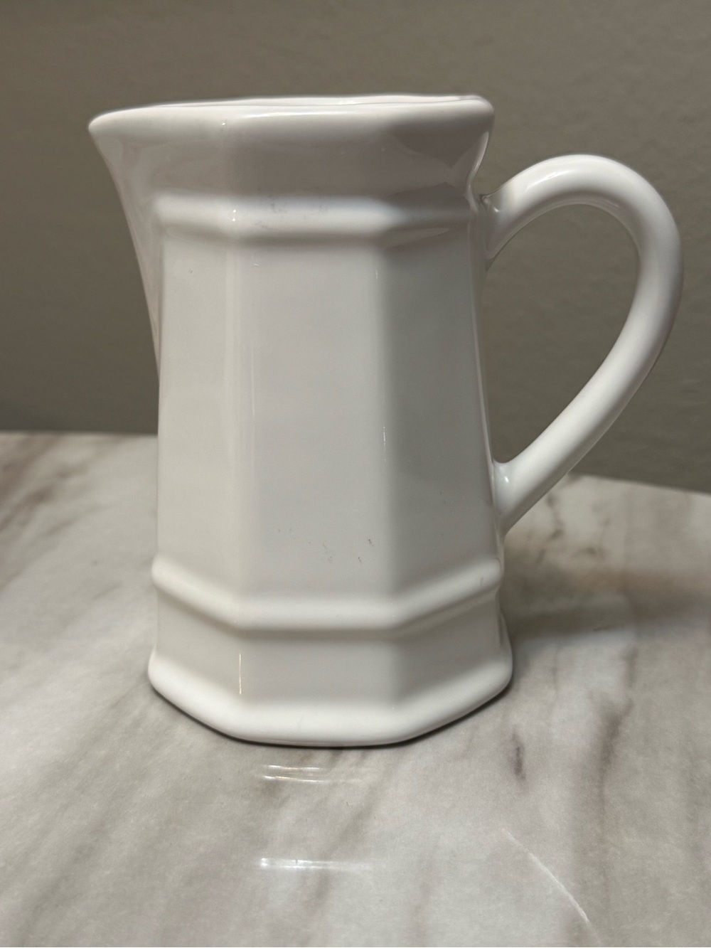 Pfaltzgraff Heritage - Creamer 5 1/4" - white/Off White